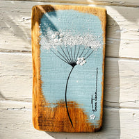 Small Cow Parsley soft blue, grey live edge wood