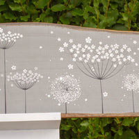 XXL Cow Parsley, Dandelion Mix Soft Grey Reclaimed Wood