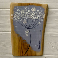 Small Cow Parsley Light Mouve Blue Live Edge Wood