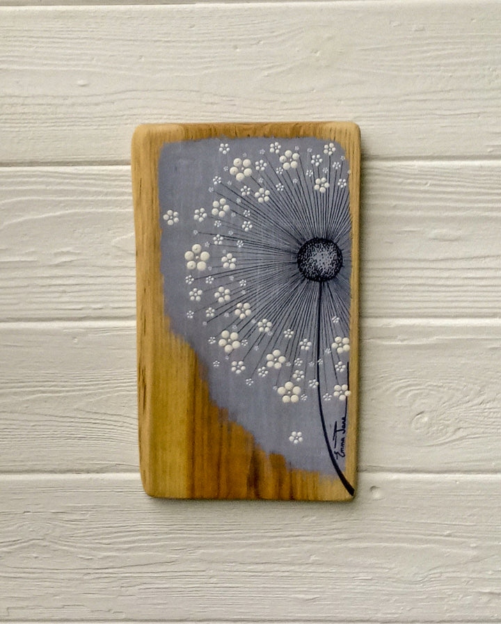 Small Wild Flower Light Mouve Blue Live Edge Wood