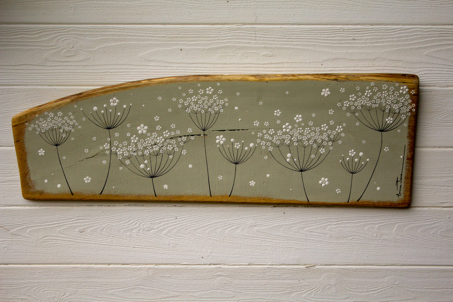 X.L Cow Parsley Sage Green Reclaimed Wood