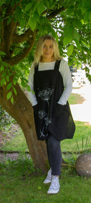 Aprons- Black with light grey screen printed Cow Parsley design