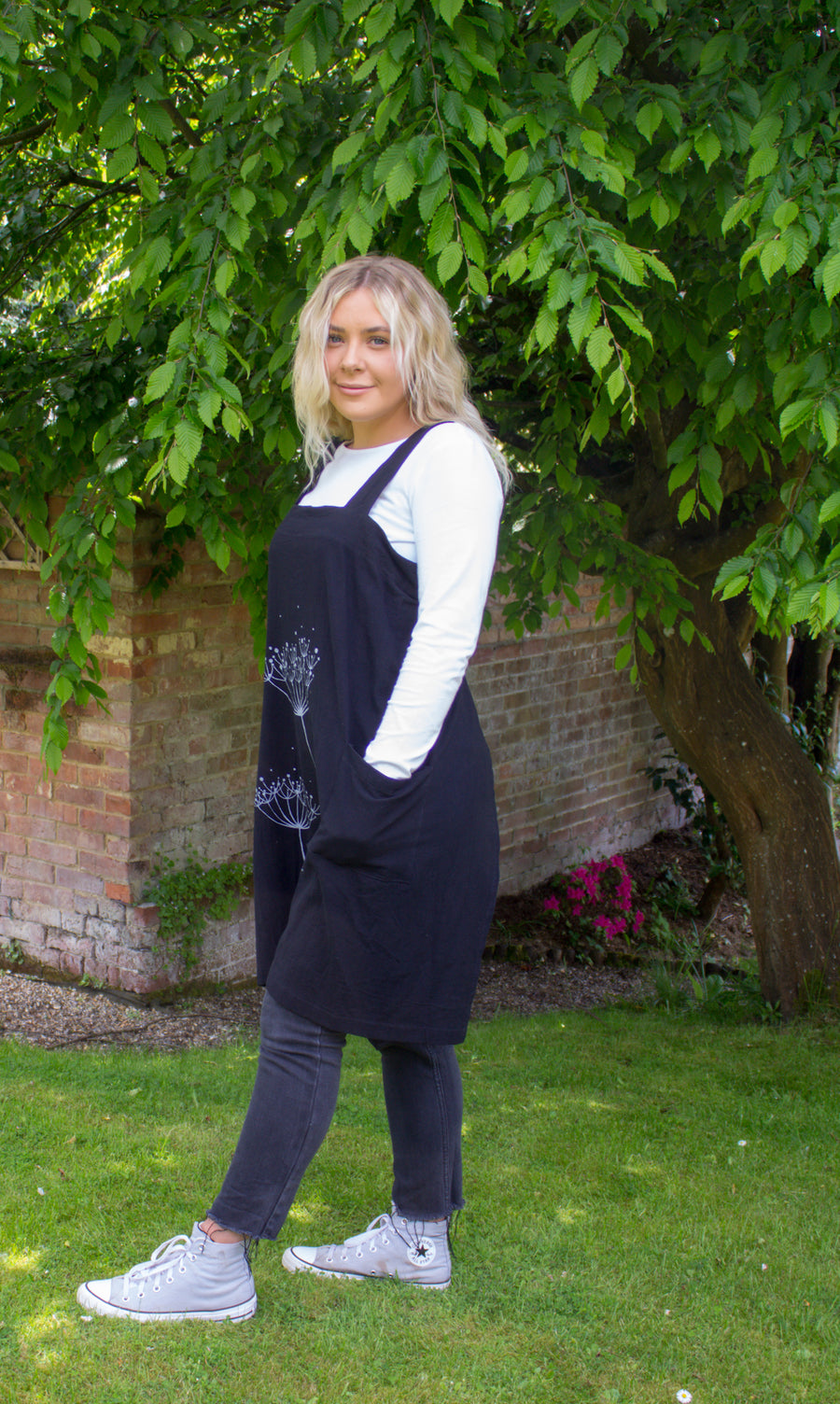 Aprons- Black with light grey screen printed Cow Parsley design