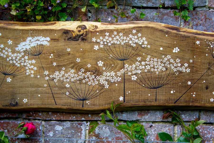 XXL Cow Parsley natural live edge wood painting close up